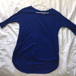 American Eagle loose fitting long sleeve